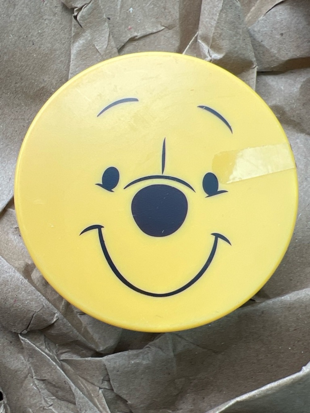 Limited edition: Innisfree x Winnie the Pooh No sebum powder - Picture 2 of 4